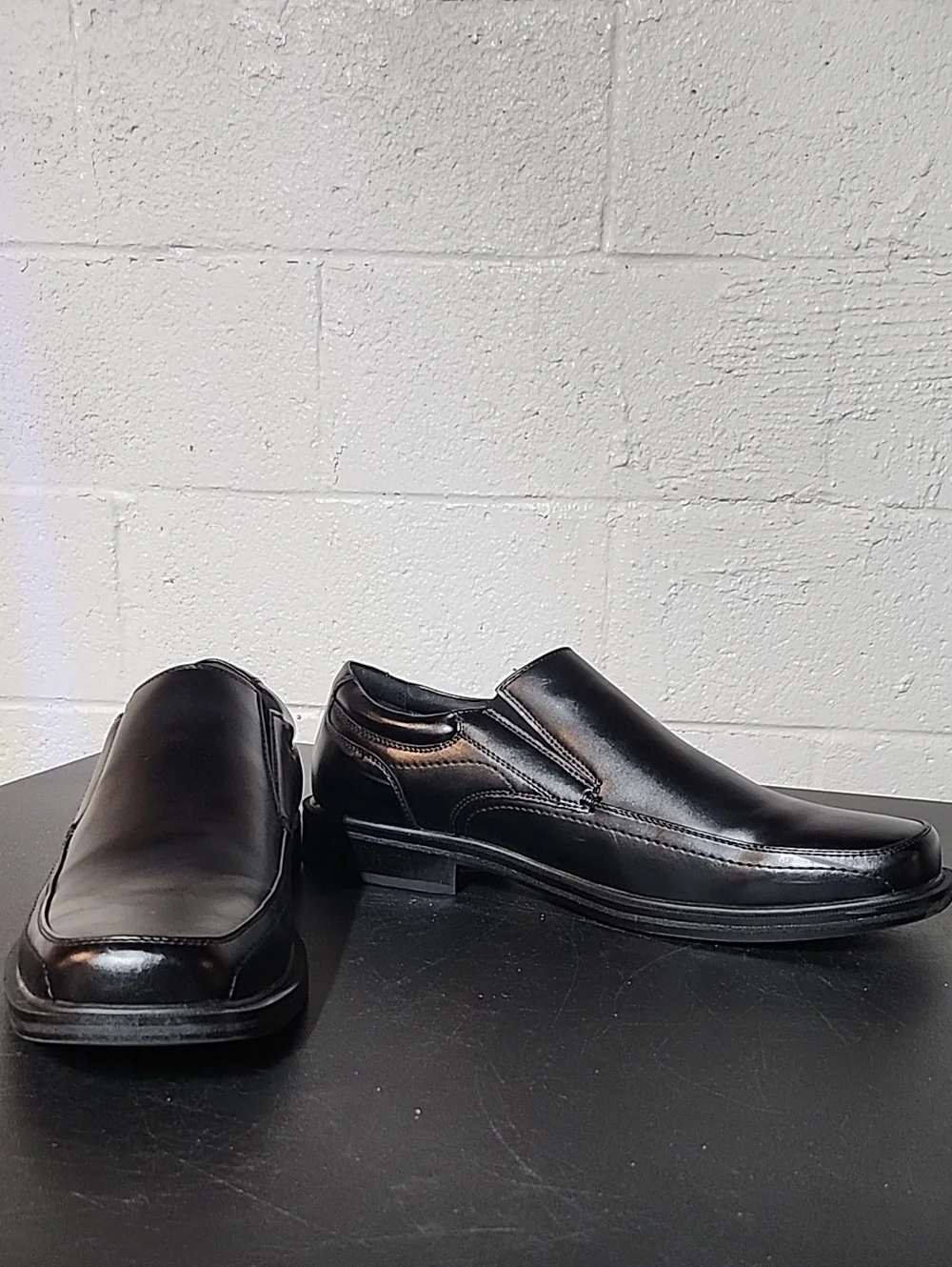 Dockers Mens Classic Black Emptor Slip-On Men's Dress Shoes